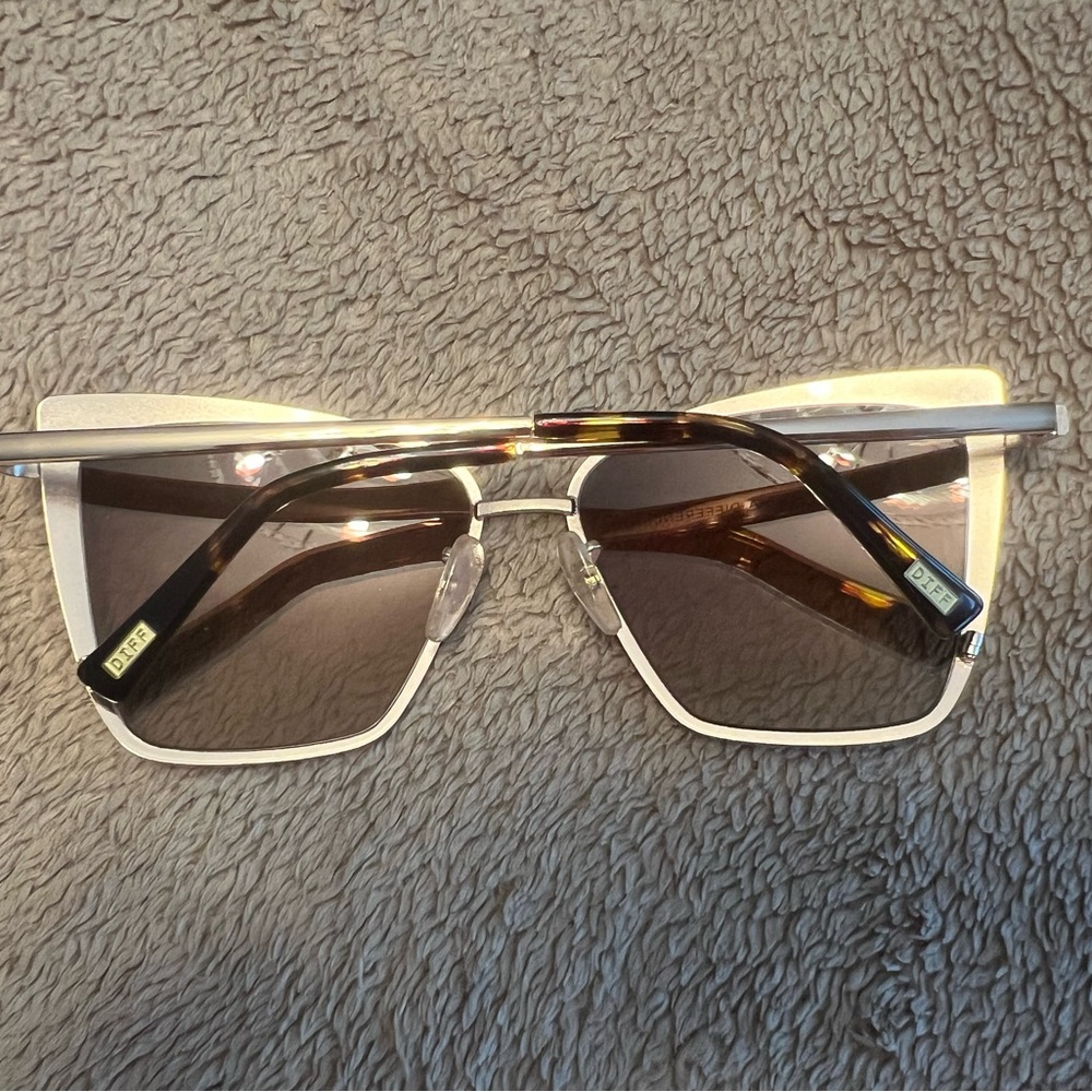 Diff Chic Gold Cat-Eye Sunglasses - image 5